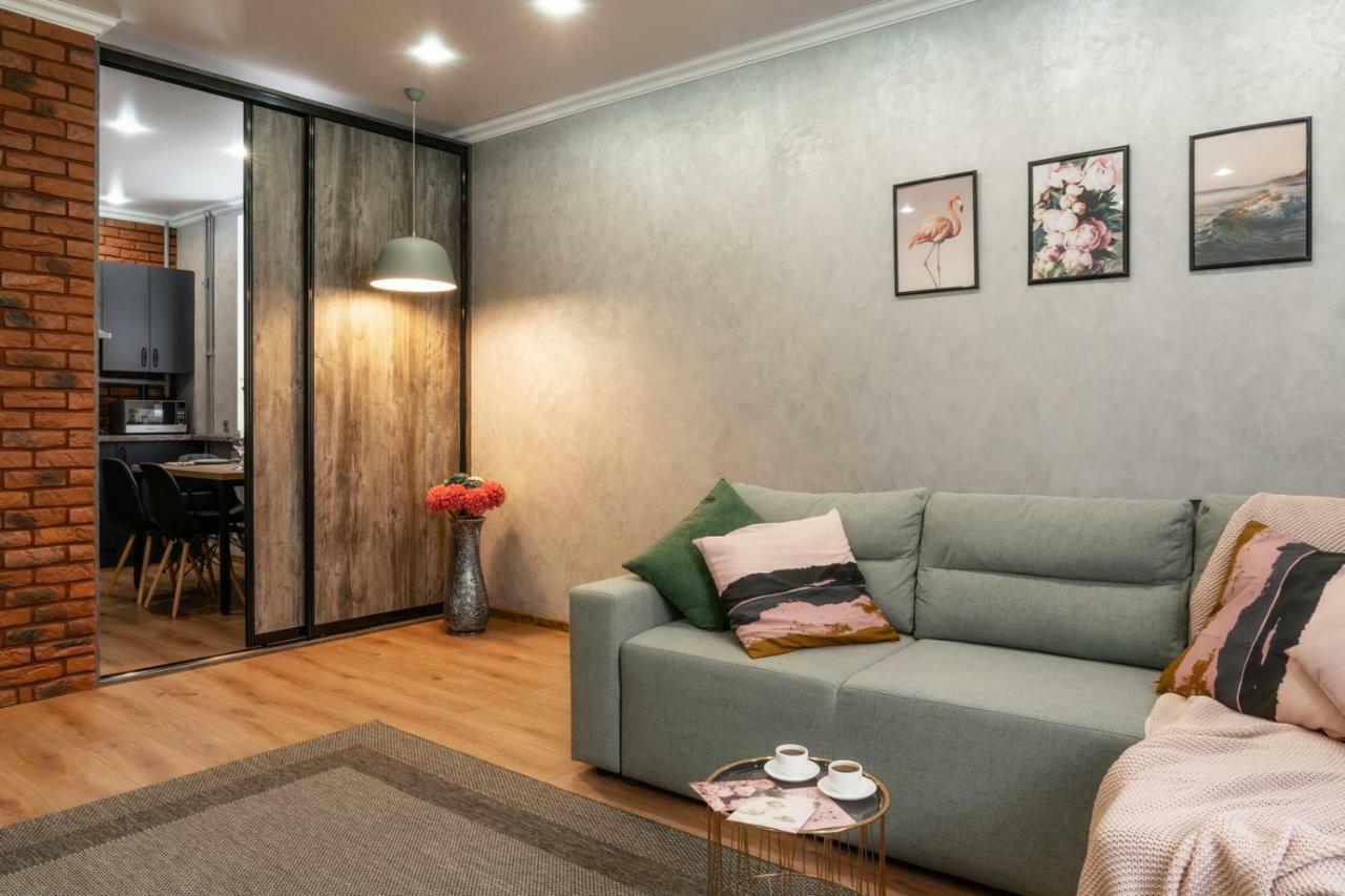 Paulmarie Apartments On Gogolya 39 バブルイスク エクステリア 写真